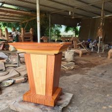 Bục Tượng Lớn 01